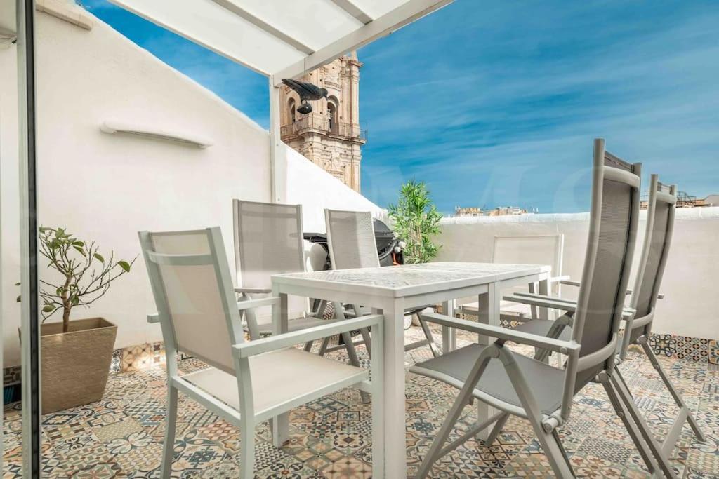 Private Terrace, Barbecue & Cathedral View By Rems Apartment